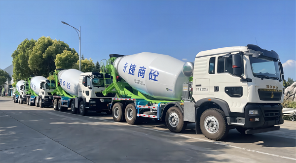 【重卡新聞】8月重卡銷(xiāo)6.9萬(wàn)輛！行業(yè)表現(xiàn)超出預(yù)期！